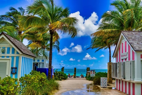 Philadelphia, Florida & Bahamas Fly Cruise and Stay