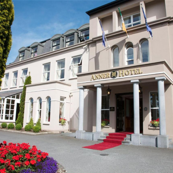 The Anner Hotel: Sunday Sleepover