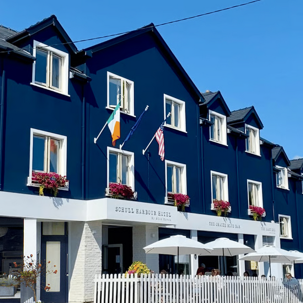 Schull Harbour Hotel